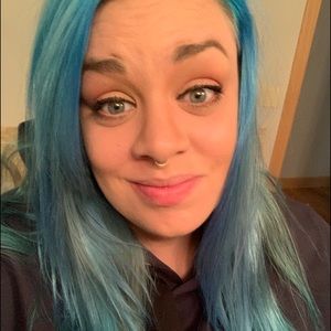 Meet your Posher, Lindsey